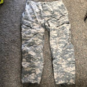 Standard Issue Men’s Fatigue Bottoms Lg